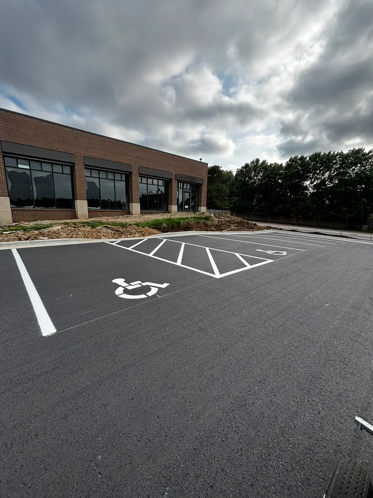 Full-depth asphalt paving in the Kansas City area