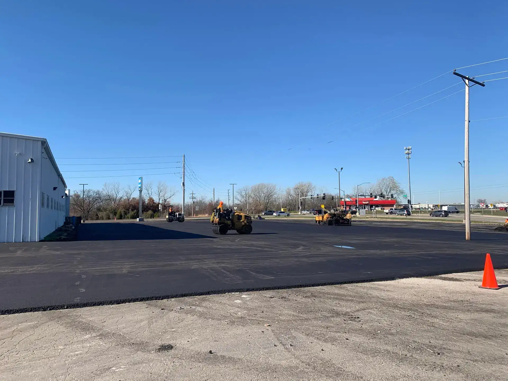 Commercial asphalt paving by Platinum Paving in Kansas City