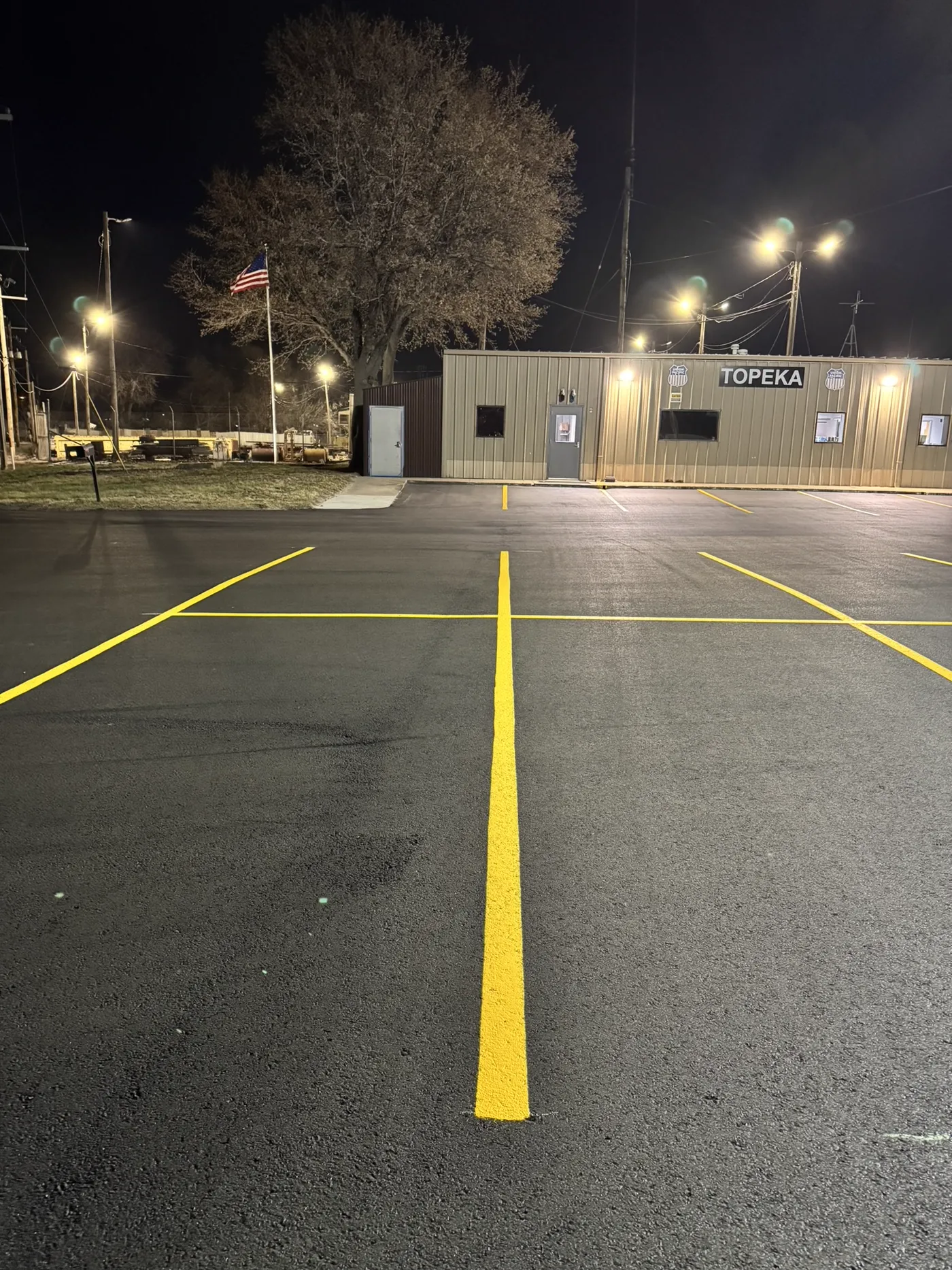 Asphalt milling and overlay project at Union Pacific Railroad facility in Topeka, KS
